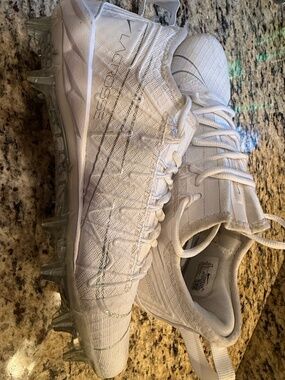 Nike Alpha Huarache 7 Pro LAX Lacrosse Cleats Style CJ0265-106